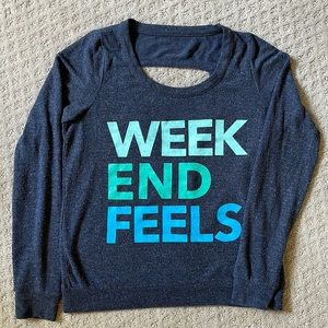 Chaser weekend feels open back pullover, women’s size small, color navy